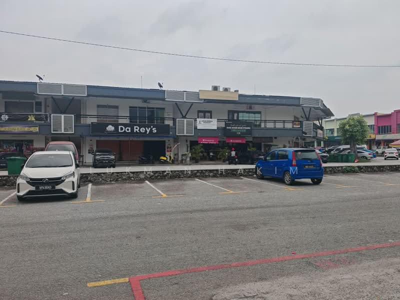 Kedai untuk Dijual di Saujana Utama (Selangor) - Lukman Hakim - Exterior - PropertyGuru.com.my