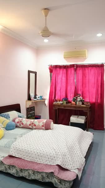 2-storey Terraced House for Sale in Taman Bayu Perdana (Klang) - Guna Mokhari - Bedroom - PropertyGuru.com.my