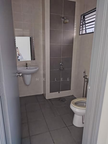 Rumah Teres untuk Disewa di Sutera Damansara (Damansara Damai) - HK Lee - PropertyGuru.com.my