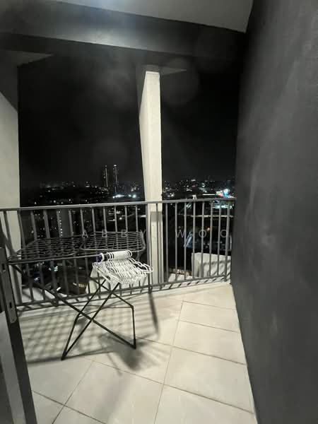 Kediaman Servis untuk Disewa di YOLO Signature Suites - Abby Woo - Balcony - PropertyGuru.com.my