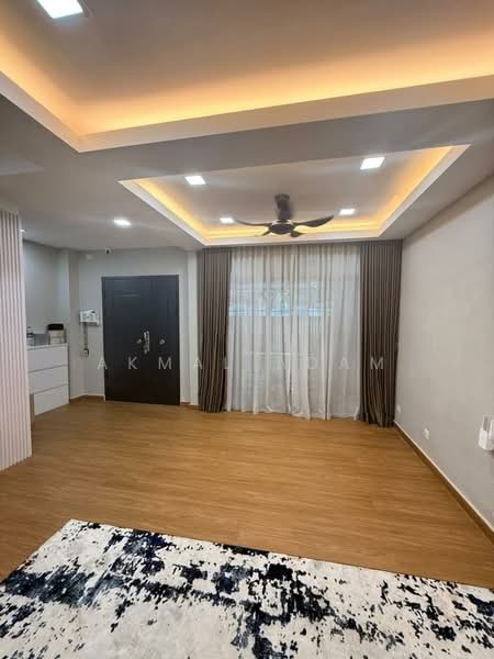Terraced House for Sale in Taman Desa Serdang (Seri Kembangan) - Akmal Adam - Entrance - PropertyGuru.com.my