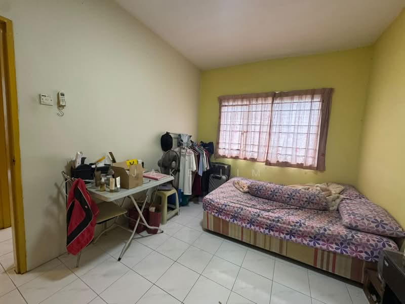 Apartment for Sale at Vista Impiana - Jake Lim - Bedroom - PropertyGuru.com.my