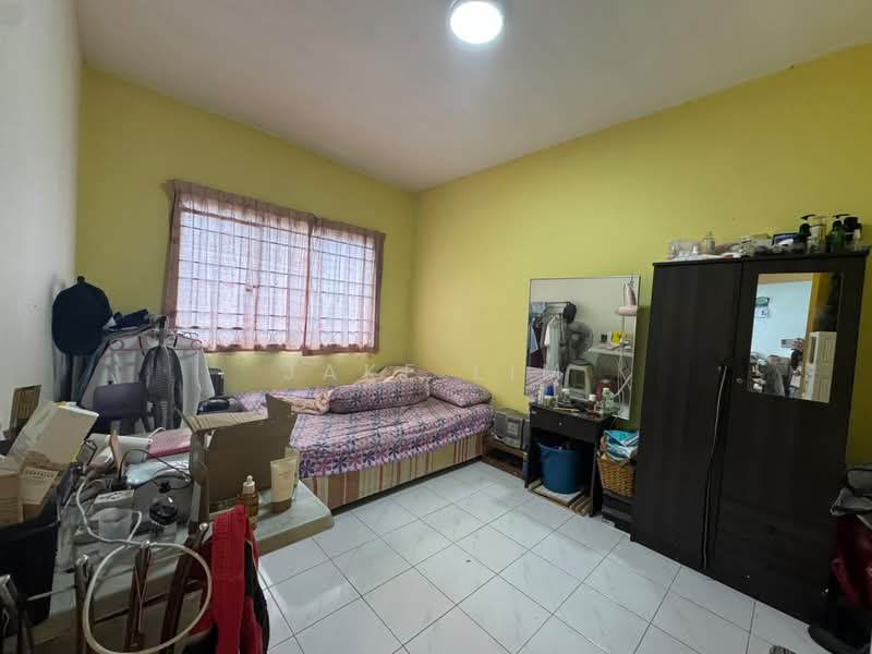 Apartment for Sale at Vista Impiana - Jake Lim - Bedroom - PropertyGuru.com.my