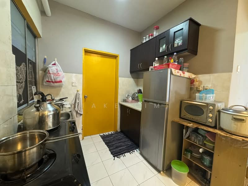 Apartment for Sale at Vista Impiana - Jake Lim - Kitchen - PropertyGuru.com.my