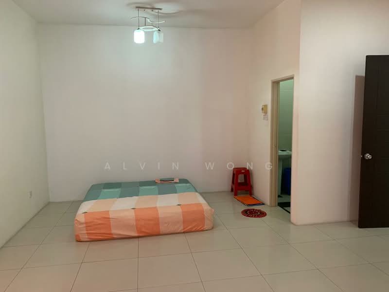 Rumah Teres 2-Tingkat untuk Dijual di New Pasir Puteh (Ipoh) - Alvin Wong - Bedroom - PropertyGuru.com.my