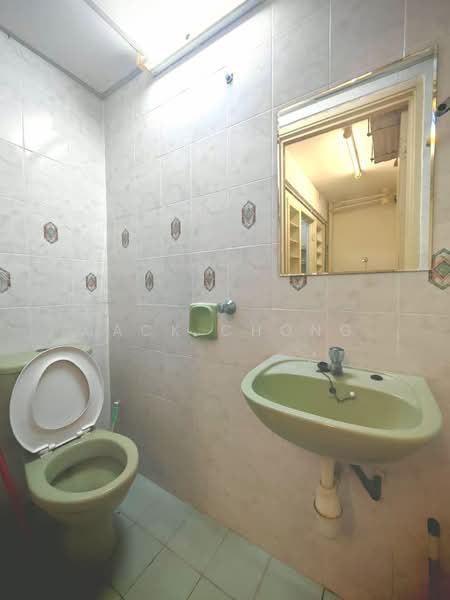 Condominium for Rent at Puncak Nusa Kelana - Jack Chong - Bathroom - PropertyGuru.com.my