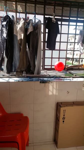 Rumah Flat untuk Dijual di Flat Tasek 64 - Daniel Yong - Balcony - PropertyGuru.com.my