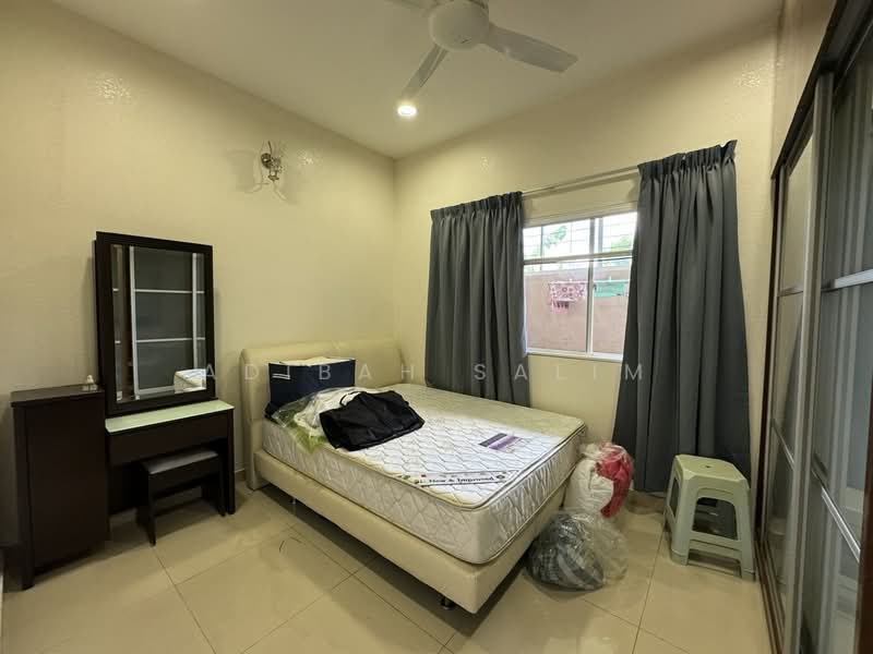 Rumah Berkembar untuk Dijual di Shah Alam (Selangor) - Adibah Salim - Bedroom - PropertyGuru.com.my