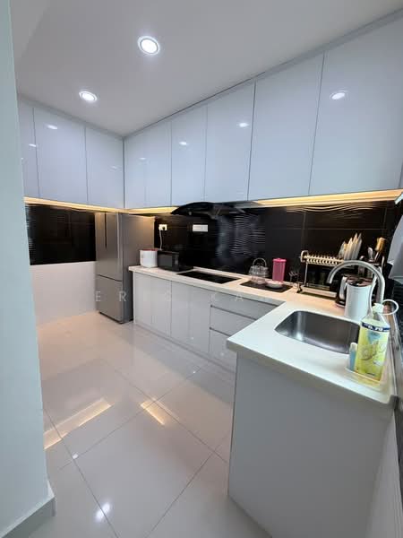 Condominium for Sale at Gardens Ville - Eric Kang - Kitchen - PropertyGuru.com.my