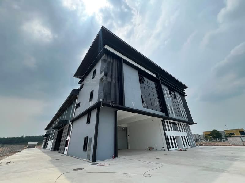 Factory for Rent in Eco Business Park V (Puncak Alam) - Eric Yap - Exterior - PropertyGuru.com.my