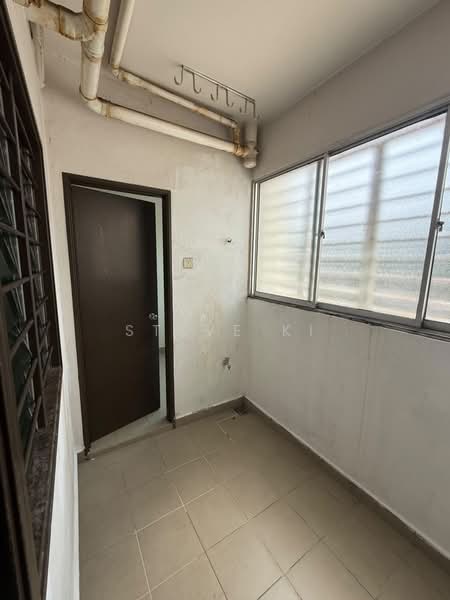 Apartment for Sale at Akasia Apartment - STEVE KI - PropertyGuru.com.my