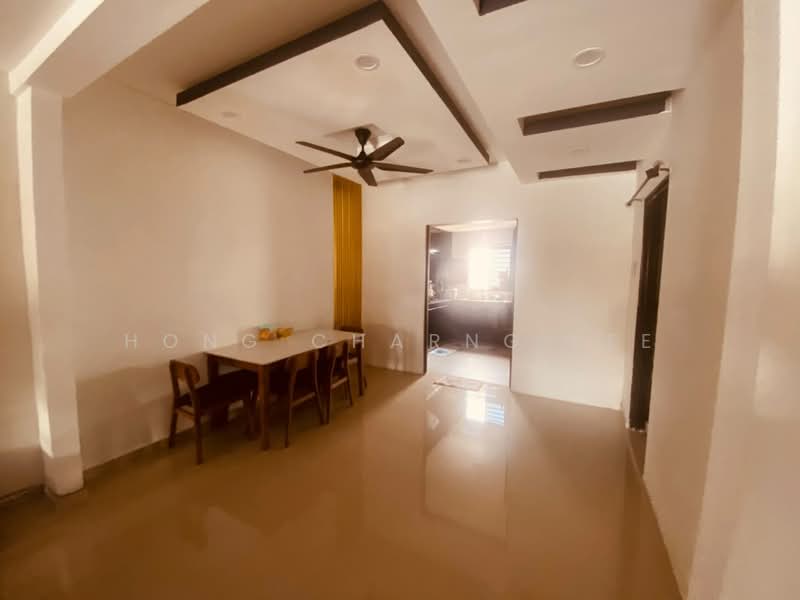 Rumah Teres 2-Tingkat untuk Disewa di Tampoi (Johor) - Hong Charng Lee - Dining Room - PropertyGuru.com.my