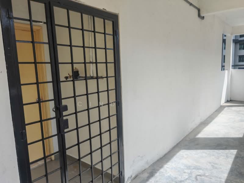 Pangsapuri untuk Disewa di Pangsapuri Lagoon Perdana - Cindy Ng - Entrance - PropertyGuru.com.my