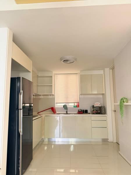 Condominium for Sale at Verdi Eco-Dominiums - Hamizah . - Kitchen - PropertyGuru.com.my