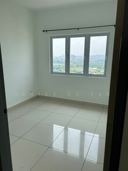 Kondominium untuk Dijual di Koi Suites - Janice CC Tan - PropertyGuru.com.my