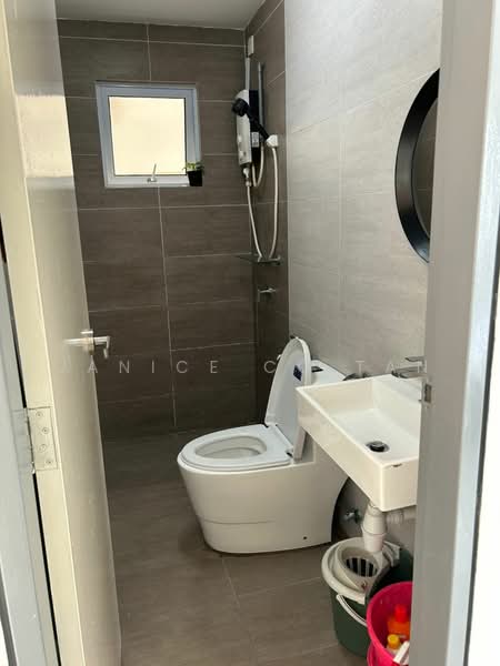 Kondominium untuk Dijual di Koi Suites - Janice CC Tan - PropertyGuru.com.my