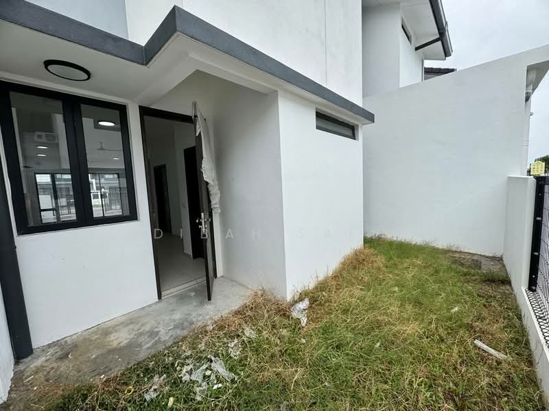 Rumah Teres untuk Dijual di Klang (Selangor) - Adibah Salim - Exterior - PropertyGuru.com.my