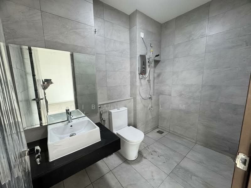 Rumah Teres untuk Dijual di Klang (Selangor) - Adibah Salim - Bathroom - PropertyGuru.com.my