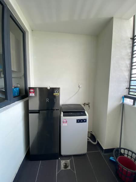 Kondominium untuk Dijual di Lido Residency - Rina . - Balcony - PropertyGuru.com.my