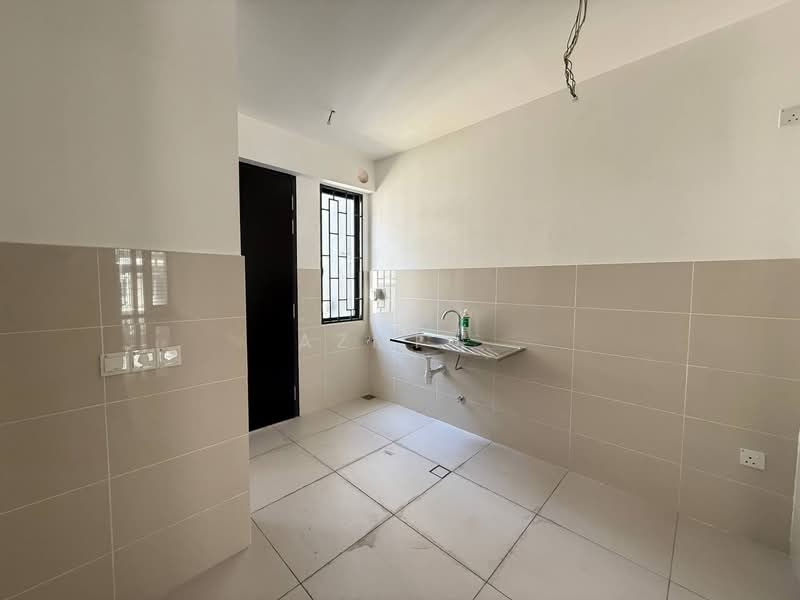 2-storey Terraced House for Sale in Elmina (Shah Alam) - Azmi . - PropertyGuru.com.my