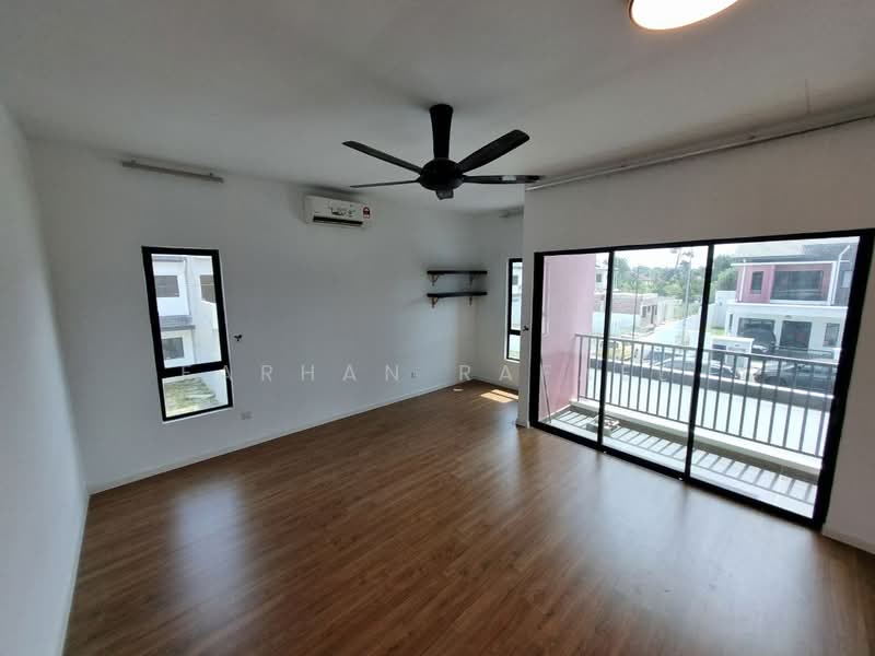 2-storey Terraced House for Sale in Dengkil (Selangor) - Farhan Rafael - Living Room - PropertyGuru.com.my