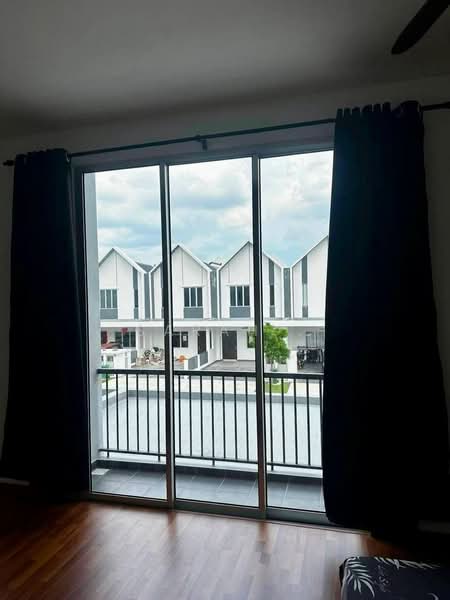 Rumah Teres 2-Tingkat untuk Disewa di Eco Majestic (Semenyih) - Sarah . - PropertyGuru.com.my
