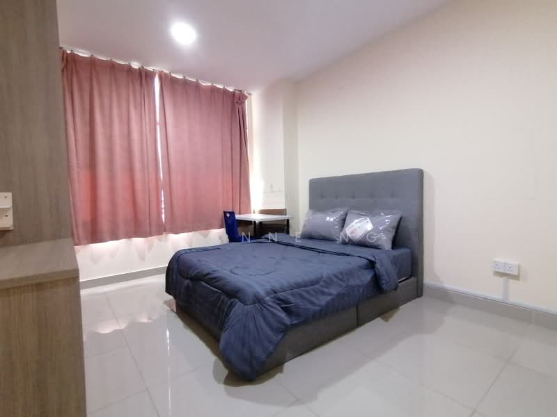 Kediaman Servis untuk Dijual di Emerald Avenue - Evonne Ng - PropertyGuru.com.my