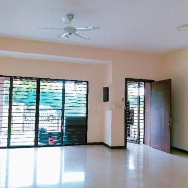 3-storey Terraced House for Rent in Mutiara Bukit Jalil (Bukit Jalil) - Eric Chan - Living Room - PropertyGuru.com.my