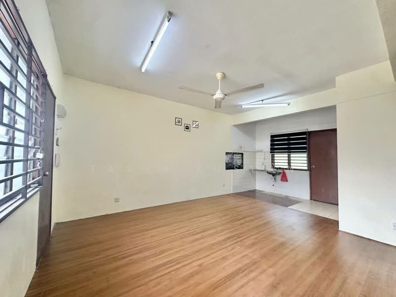 2-storey Terraced House for Sale in Taman matang jaya (Sungai Buloh) - Tasya Ruslan - PropertyGuru.com.my