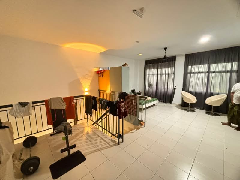 3-storey Terraced House for Sale in Taman Kundang Jaya (Rawang) - Alice Low - Interior - PropertyGuru.com.my