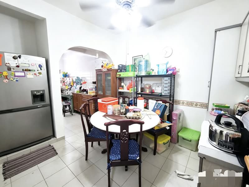 Rumah Teres 2-Tingkat untuk Dijual di BANDAR PUCHONG JAYA (Puchong) - Leon Lee - Kitchen - PropertyGuru.com.my