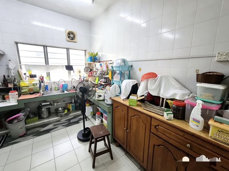 Rumah Teres 2-Tingkat untuk Dijual di BANDAR PUCHONG JAYA (Puchong) - Leon Lee - Kitchen - PropertyGuru.com.my