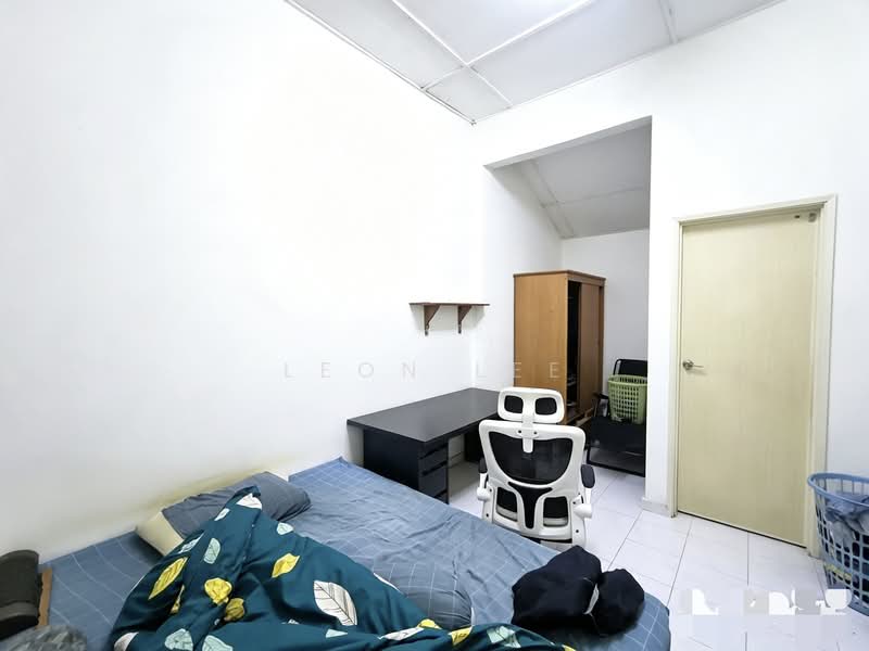 Rumah Teres 2-Tingkat untuk Dijual di BANDAR PUCHONG JAYA (Puchong) - Leon Lee - Bedroom - PropertyGuru.com.my