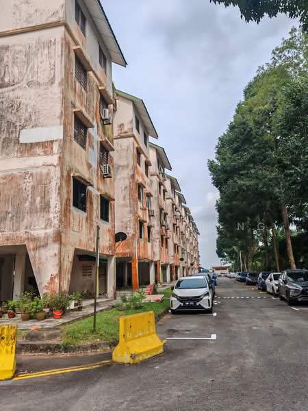 Flat for Rent at Taman Plentong Utama - Soh Chai Seng - PropertyGuru.com.my