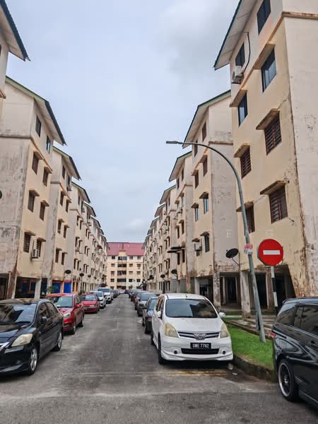 Flat for Rent at Taman Plentong Utama - Soh Chai Seng - PropertyGuru.com.my