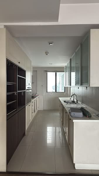 Condominium for Sale at Ara Hill Condominium - Kenjjo Yeo - Kitchen - PropertyGuru.com.my