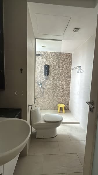 Condominium for Sale at Ara Hill Condominium - Kenjjo Yeo - Bathroom - PropertyGuru.com.my