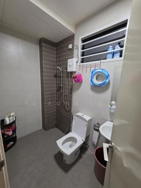 Semi-Detached House for Sale in Bandar Seri Coalfields (Sungai Buloh) - YU FONG LOO - Bathroom - PropertyGuru.com.my
