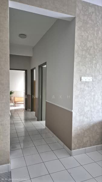 Pangsapuri untuk Dijual di Residensi Kajang Utama - Iryani Akhwan - Corridor - PropertyGuru.com.my