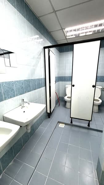 Rumah Niaga untuk Disewa di KLCC (KL City Centre) - Queena Tang - Bathroom - PropertyGuru.com.my