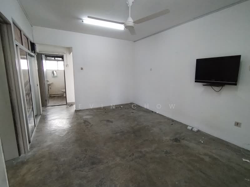 Rumah Flat untuk Disewa di Taman Sri Endah Flat - Kevin Chow - Bathroom - PropertyGuru.com.my