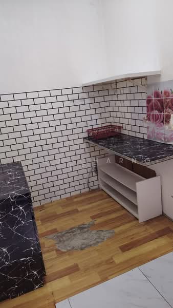 Flat for Rent at Taman Gaya - Hong Charng Lee - Kitchen - PropertyGuru.com.my