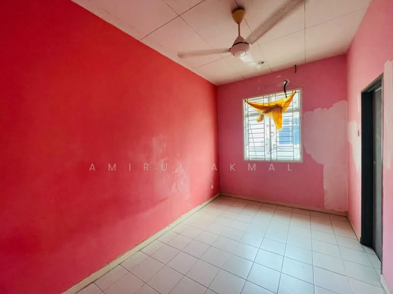 Rumah Teres 2-Tingkat untuk Dijual di Seksyen 33 (Shah Alam) - Amirul Akmal - Interior - PropertyGuru.com.my