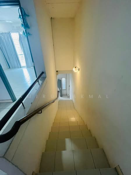 Rumah Teres 2-Tingkat untuk Dijual di Seksyen 33 (Shah Alam) - Amirul Akmal - Interior - PropertyGuru.com.my