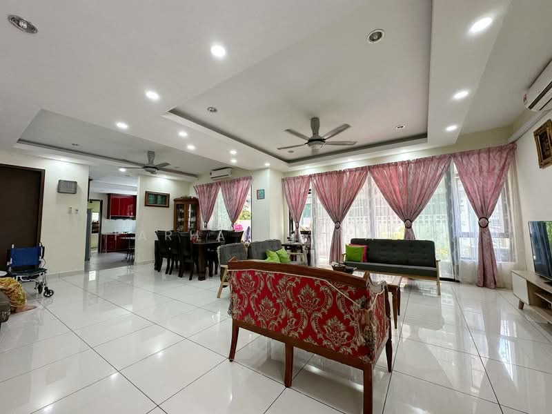 Semi-Detached House for Sale in Puncak Bestari (Puncak Alam) - Farhan Rafael - Living Room - PropertyGuru.com.my