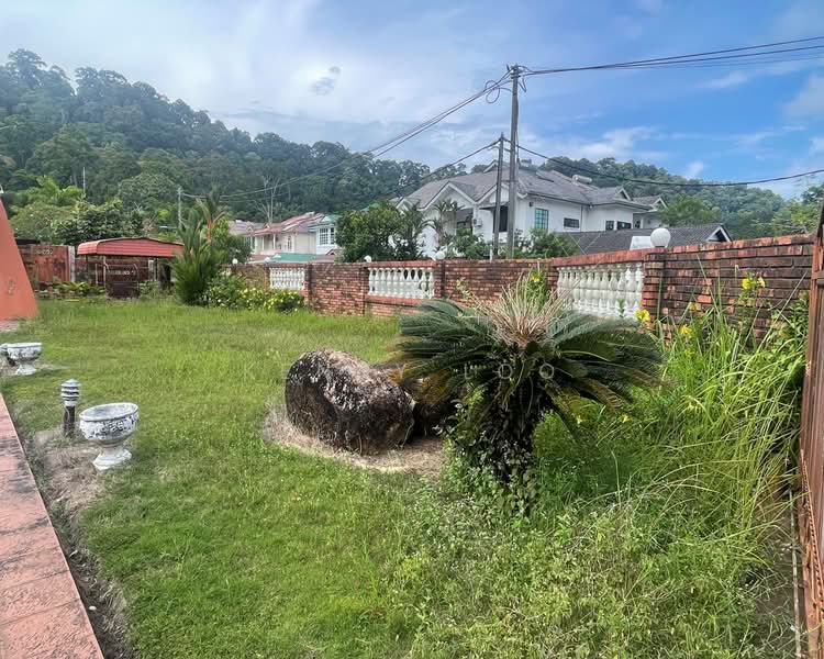 Bungalow House for Sale in Taman Bukit Pelindung (Kuantan) - Kenny Loo - Exterior - PropertyGuru.com.my