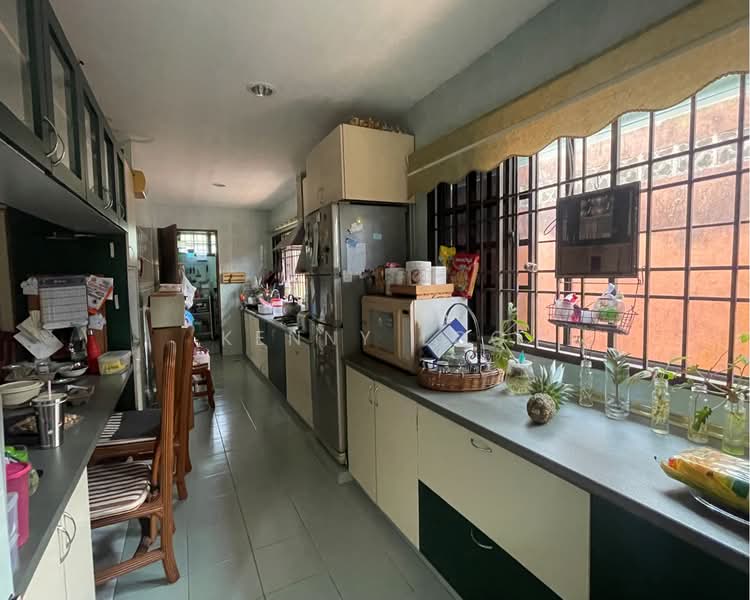 Bungalow House for Sale in Taman Bukit Pelindung (Kuantan) - Kenny Loo - Kitchen - PropertyGuru.com.my
