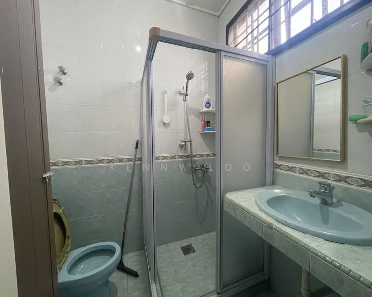 Bungalow House for Sale in Taman Bukit Pelindung (Kuantan) - Kenny Loo - Bathroom - PropertyGuru.com.my