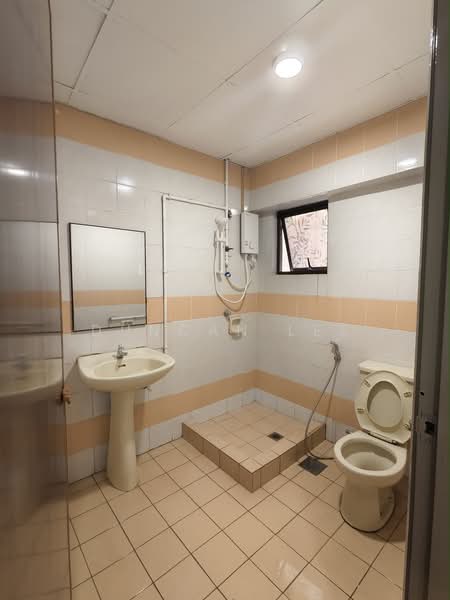 Kondominium untuk Disewa di Villa Puteri - Duncan Lee - Bathroom - PropertyGuru.com.my