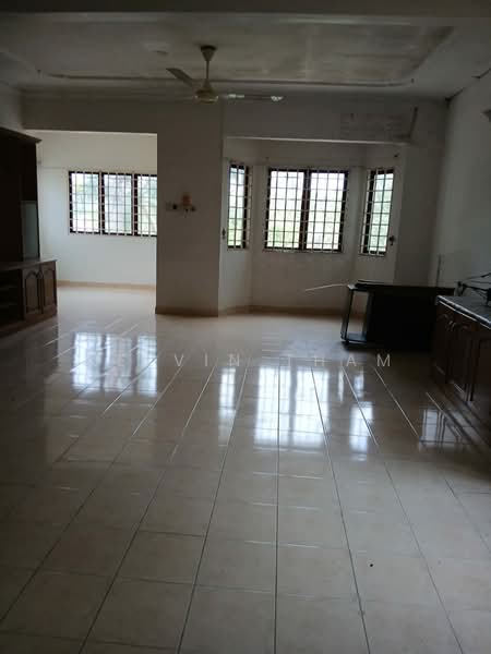 Bungalow House untuk Disewa di Saujana Utama (Selangor) - Kelvin Tham - Living Room - PropertyGuru.com.my